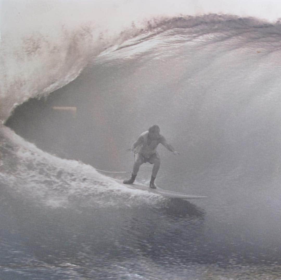 シービーズのインスタグラム：「Meet Walter Hoffman, big wave surfer and President of @hoffmanfabrics, where he pioneered the bright iconic surf prints they are known for today. We’re excited to announce Walter as our very first Casual Type of 2019 - a series that celebrates the individuals who inspire us, embrace the casual lifestyle and most importantly, know how to #showupinseavees. We’re proud to have them as brand ambassadors. Head over to our story to learn more.」
