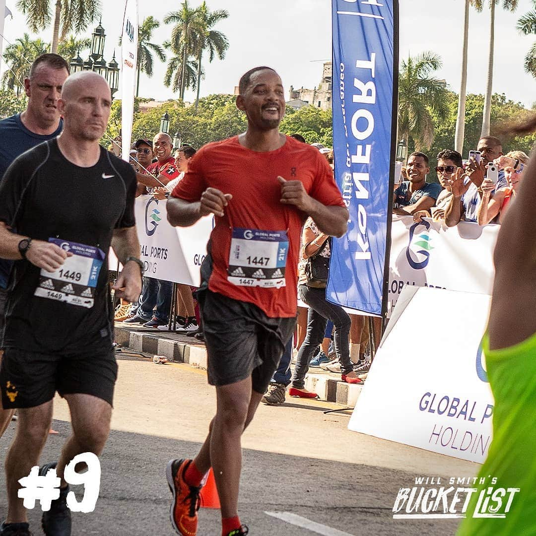 ウィル・スミスさんのインスタグラム写真 - (ウィル・スミスInstagram)「We want to visit Cuba for the cuba libres. But not @WillSmith... He went to Havana for the half-marathon! #WillSmithsBucketList」3月23日 2時46分 - willsmithsbucketlist