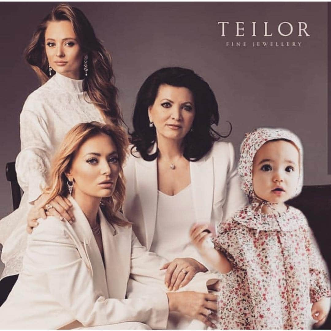 Delia Matacheさんのインスタグラム写真 - (Delia MatacheInstagram)「@teilor_finejewellery 😅」3月23日 3時31分 - delia