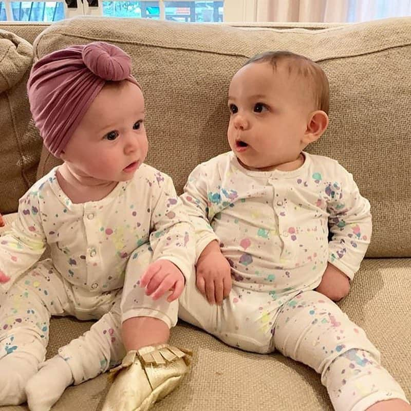 People Magazineさんのインスタグラム写真 - (People MagazineInstagram)「Haylie and Hilary Duff's little ones are bound to be besties for life! 💕 |#Regram @haylieduff」3月23日 4時37分 - people