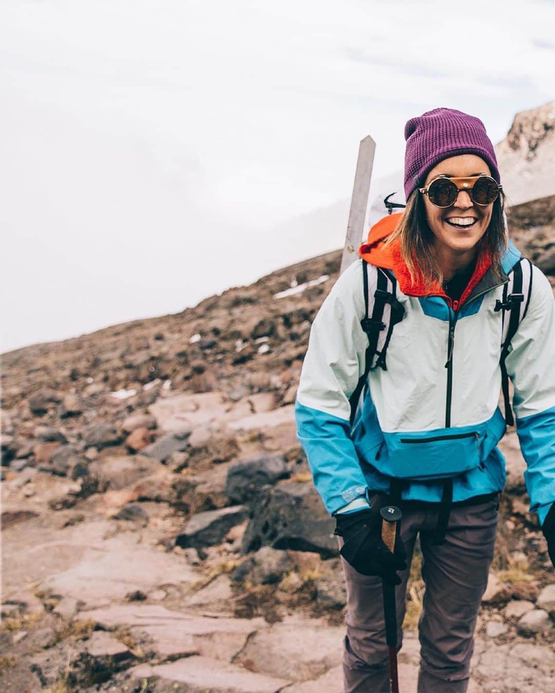 マウンテンハードウェアのインスタグラム：「Our Exposure/2 GORE-TEX shells have already seen the summits of some of the gnarliest peaks, frozen falls - and even just your local trails. Where will you take it next? 📷: @andrewfitts.」