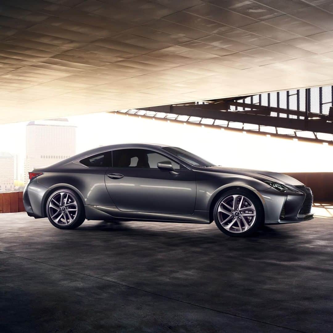 Lexus USAのインスタグラム：「There's no place for commonplace. #LexusRC」