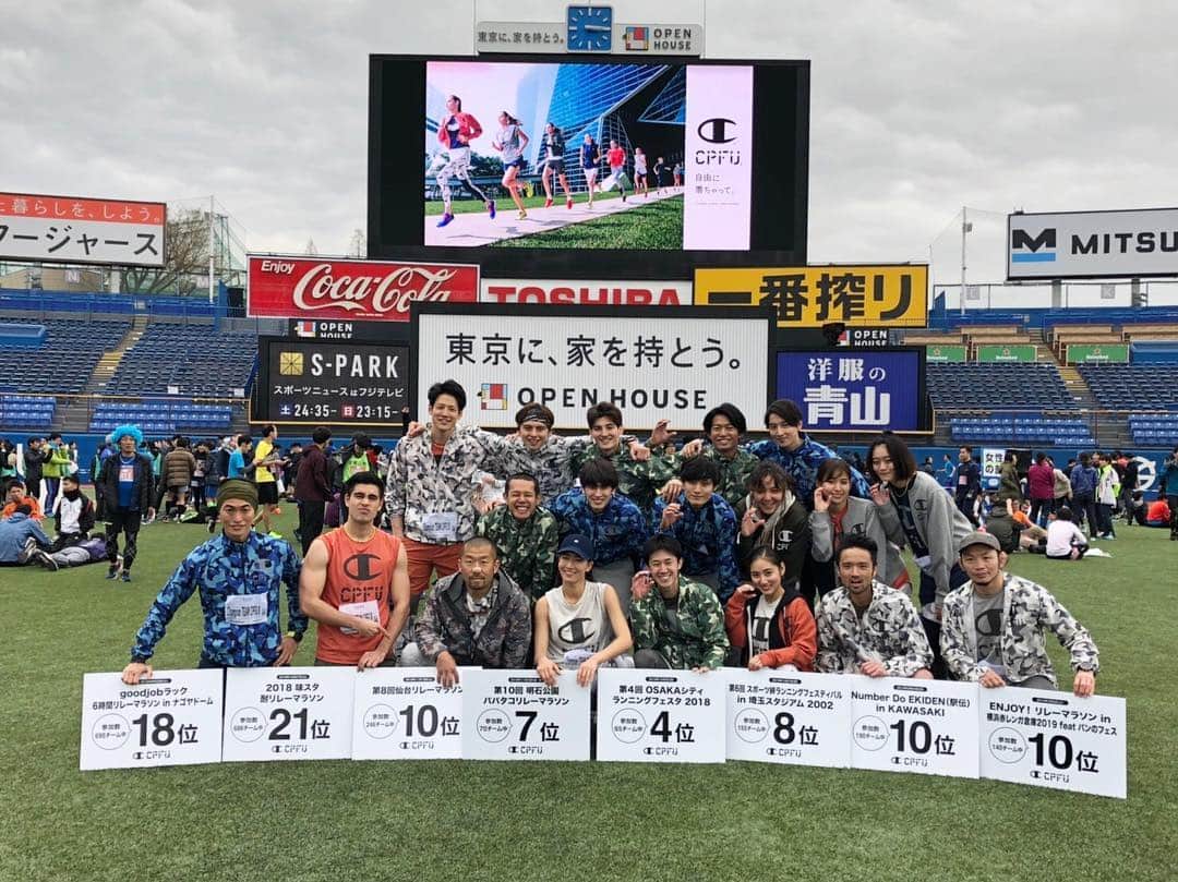 宇野薫のインスタグラム：「神宮球場リレーマラソン TEAM CPFU FINISH  #CPFU #champion #championjapan #champion100  #チャンピオン #リレーマラソン #神宮球場リレーマラソン」