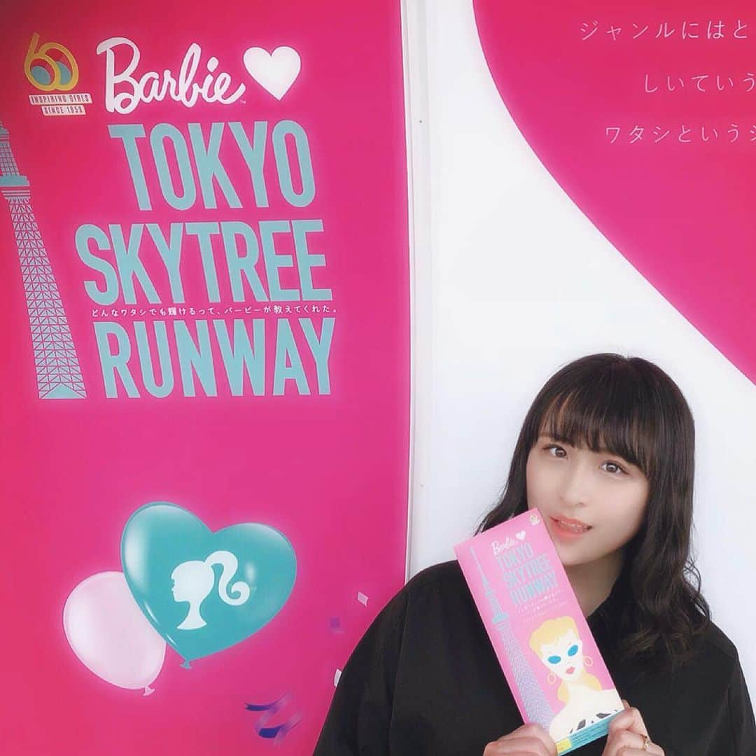 川本紗矢さんのインスタグラム写真 - (川本紗矢Instagram)「👱‍♀️💗 . 先日「Barbie loves TOKYO SKYTREE RUNWAY」に 行って来ました🎶昔からバービーちゃん好きなので、 嬉しかった😊とっても可愛かった〜✨ . #スカイツリー #バービー #barbie #barbiedoll」3月23日 15時34分 - sayaya_38