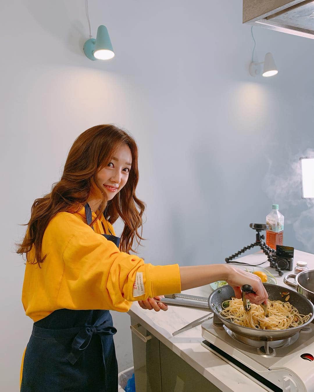 COCO さんのインスタグラム写真 - (COCO Instagram)「Successful day of #cooking #요리하는여자 #😘 stay tuned for a video!」3月23日 16時14分 - rilaccoco