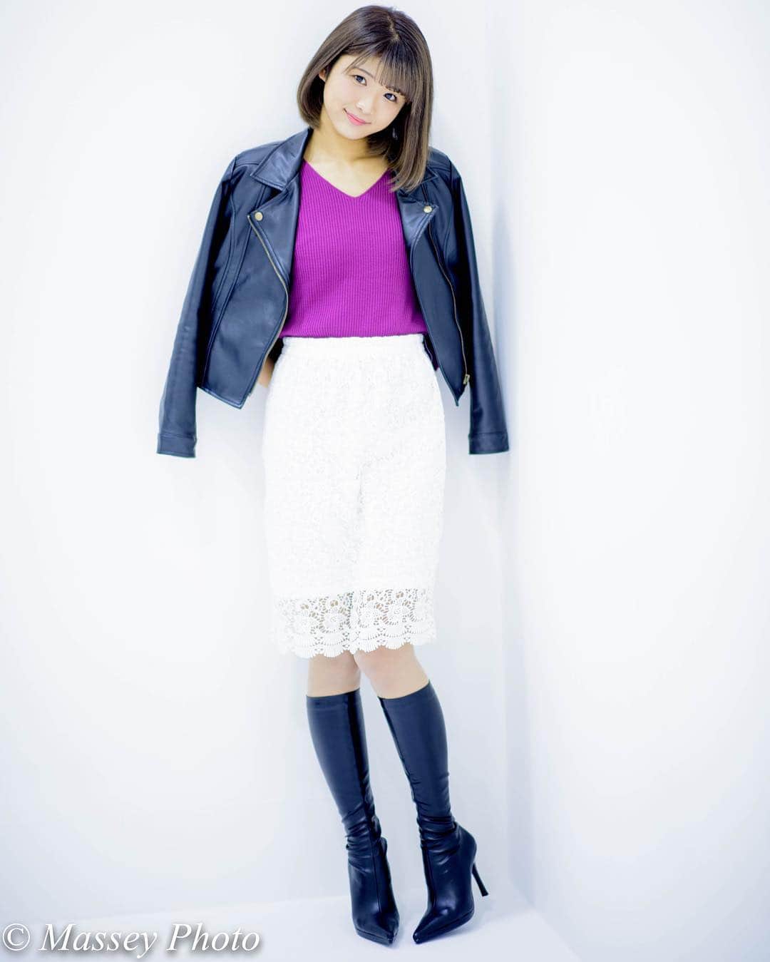 Hiro Matsushimaさんのインスタグラム写真 - (Hiro MatsushimaInstagram)「. . . . 「studio EMON」で撮った写真です。 モデルは、やまもとゆうかちゃんです。 It is a picture taken in the studio “studio EMON”. Her name is Yuuka Yamamoto. . . #ポートレート #ポートレート女子 #ポートレートモデル #ポートレート撮影 #ポートレート部 #ポートレイト #ポトレ #被写体 #モデル #被写体モデル #写真部 #サロンモデル #美脚 #撮影会モデル #撮影会の女神さま #ロングブーツ #portrait #excellent_portraits #girlsphoto #cute #kawaii #lovers_nippon_portrait #portrait_perfection #portraitphotography #japanesegirl #japanesemodel #model #tokyogirl #모델촬영 #인물사진」3月23日 8時02分 - massey_photo