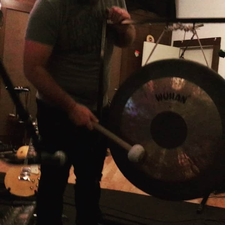 Jimmy Eat Worldのインスタグラム：「Cranking out bangers.」