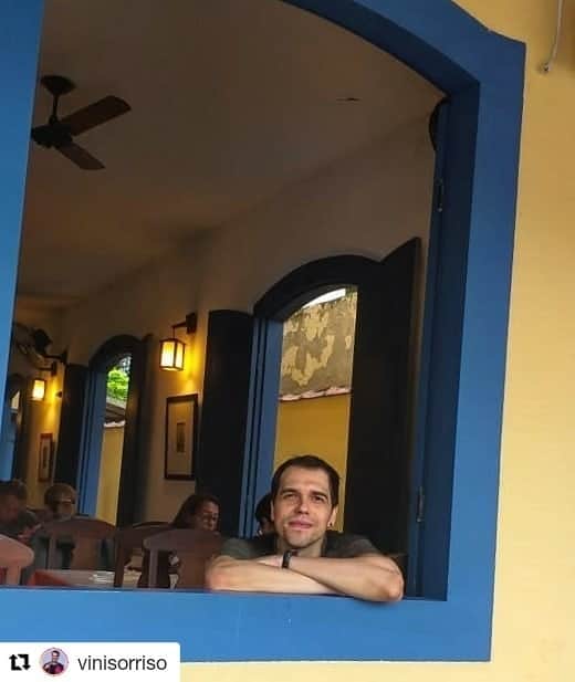 のインスタグラム：「Férias  #Repost @vinisorriso ・・・ #namoradeiro」