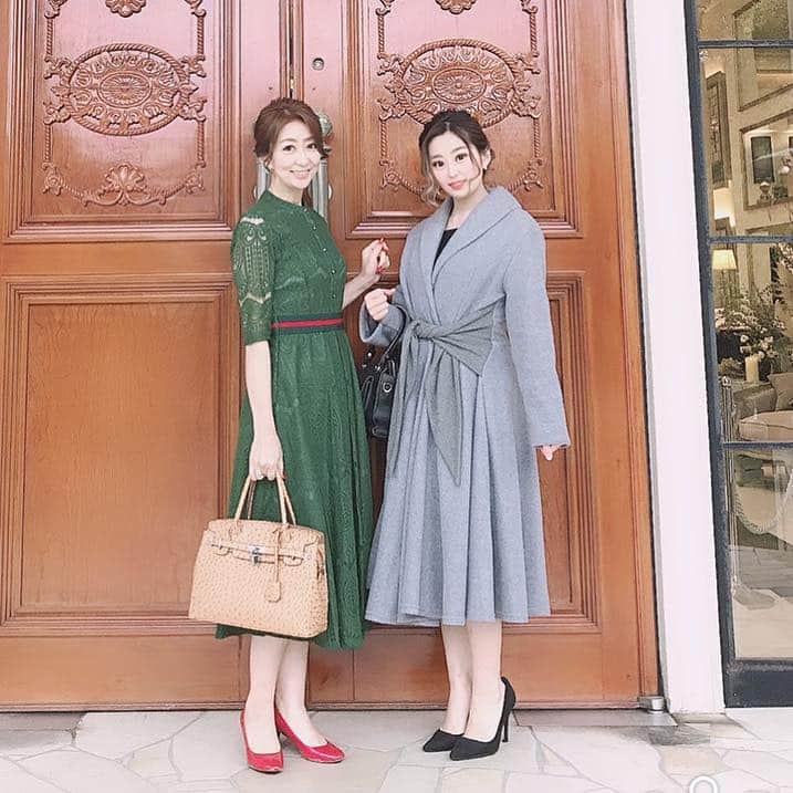 ukkyonkyonさんのインスタグラム写真 - (ukkyonkyonInstagram)「今日は 待ちに待った結婚式💒👰🤵 #  今から感動してます〜〜😭😭💕 #  沢山写真撮る〜〜💕⤴️ またアップさせて下さいね😊💕 #  #結婚式#素敵#感動#娘#長女#親子コーデ#母娘#ウェディング#結婚式コーデ#ウェディングコーディネート #wedding #weddingparty #迎賓館」3月23日 9時41分 - ukkyonkyon