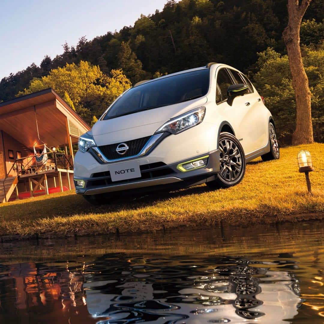 のインスタグラム：「Away for the weekend. #NissanNOTE #Nissan #NOTE」