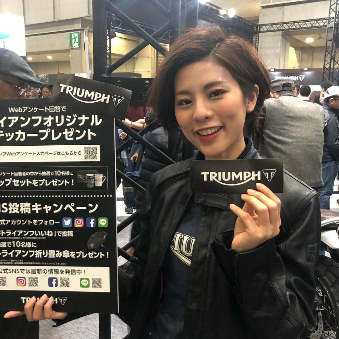 Triumph Motorcycles Japanさんのインスタグラム写真 - (Triumph Motorcycles JapanInstagram)「東モーターサイクルショー2日目始まりました！！ 生憎の天気ですがすでに多くのお客様で賑わってます！ 皆様のご来場をお待ちしております。 #トライアンフ #トライアンフいいね #理想のライドがそこにある #東京モーターサイクルショー2019 #バイク好きな人と繋がりたい #バイク女子」3月23日 11時27分 - triumph_motorcycles_japan