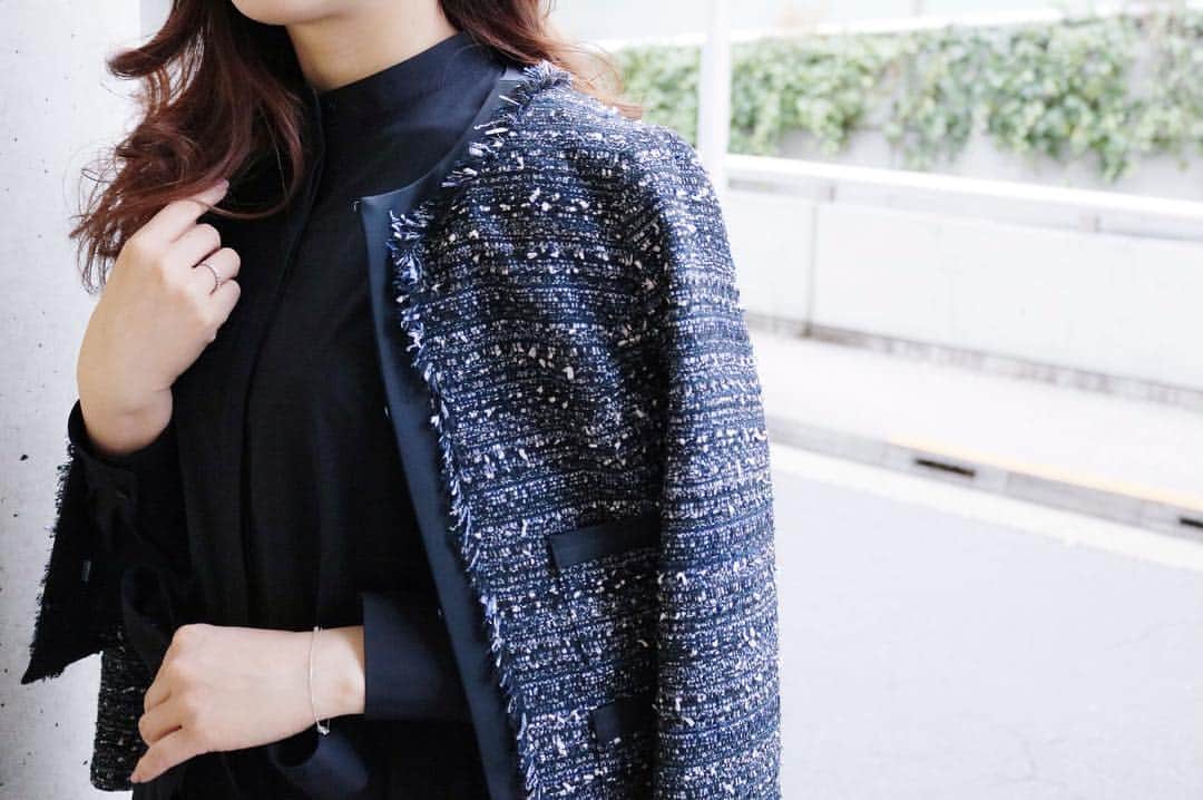 Mid Pressさんのインスタグラム写真 Mid Pressinstagram 春ジャケットの中でも人気の高いネイビー ツイード素材は華やかさもあり セレモニーファッションにも 卒業式も迎えた皆さま おめでとうございます M Premier Jp エムプルミエ エムプル