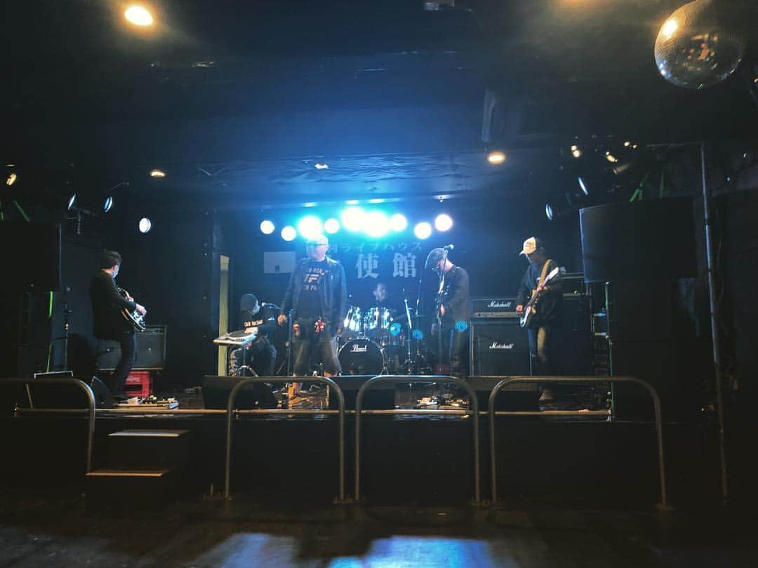 山川のりをのインスタグラム：「今夜は栃木県足利市の足利ライブハウス大使館にてギターパンダ ライブです！19時/19時30分、2000円+D /2500円+D。共演はHEY⭐️GO ！ROCKERS 66、バンザイドロップ、大町ヤングベンチャーズ。お近くの方々会いにきてアイニージュー！」