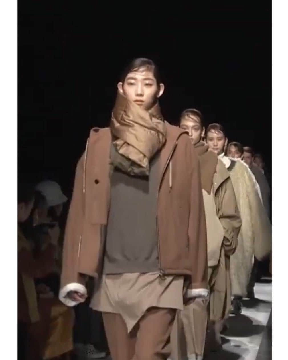 江原杏樹のインスタグラム：「ANEI 2019-20AW Collection @anei_official  hm/@shiseido」