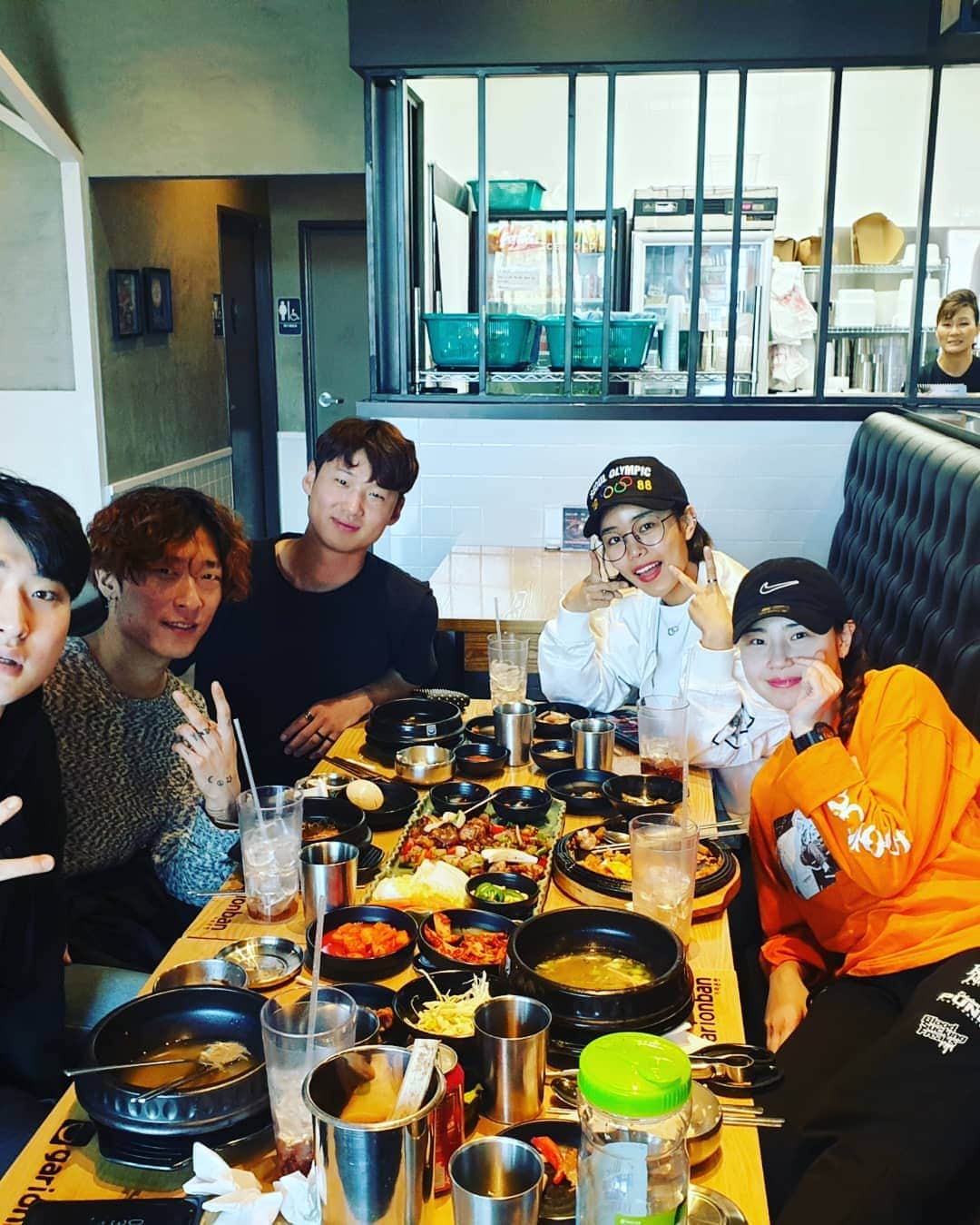 エナ さんのインスタグラム写真 - (エナ Instagram)「내가넘자주온느낌이지???적당히올게..ㅋㅋ이번에도 고맙다😜  잘먹고잘있다갑니다 사진은없지만 niki랑 형선이도  Thank you💜 #lasvegas #firends #bf #tirp」3月23日 11時56分 - eunkyung.shin