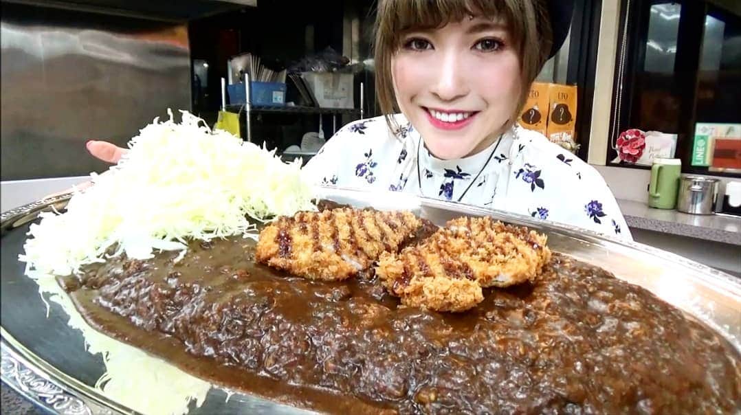 のインスタグラム：「YouTubeでみてね☆ゴールドカレー4kg30分チャレンジ！！ #ゴールドカレー #本店 #チャレンジメニュー #デカ盛り #金沢グルメ #金沢名物 #金沢観光 #ゆりもり #プロフィールからYouTube飛べます」