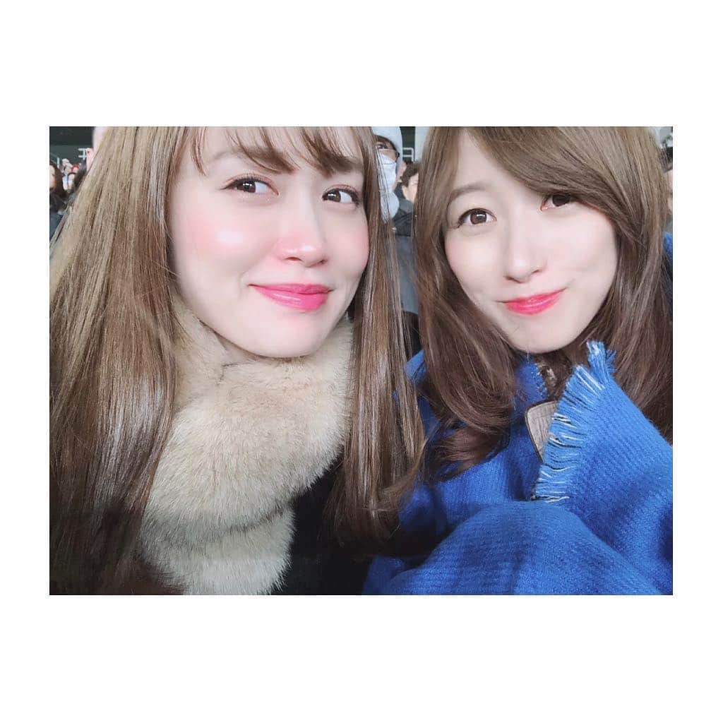 楠紗友里さんのインスタグラム写真 - (楠紗友里Instagram)「昨日は #サッカー日本代表戦 へ 日本は惜しくも負けてしまいましたが、新戦力のパワーを感じた試合でした⚽️✨ 個人的には、 @jamesrodriguez10 選手を拝めて嬉しかった〜🥺🤲💓笑 #森保ジャパン #サムライブルー #japan 対 #コロンビア #columbia #サッカー #soccer #football #⚽️ プレスで来ていたさとみんとも会えました💖 #さゆスポ」3月23日 12時33分 - sayuri_kusunoki