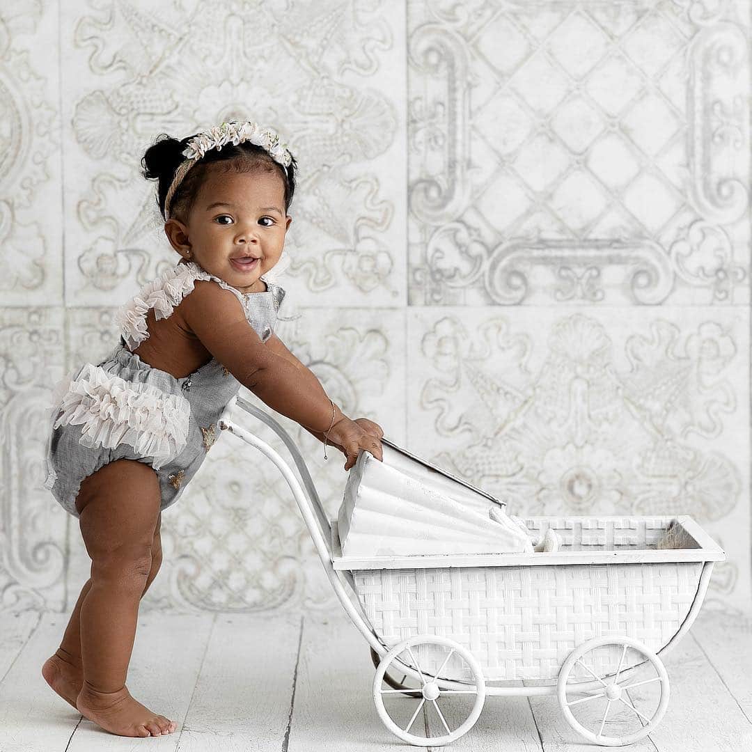 のインスタグラム：「Happy Baby 👶🏽 @caliclayshepard 📸 @pattyothonphotography」