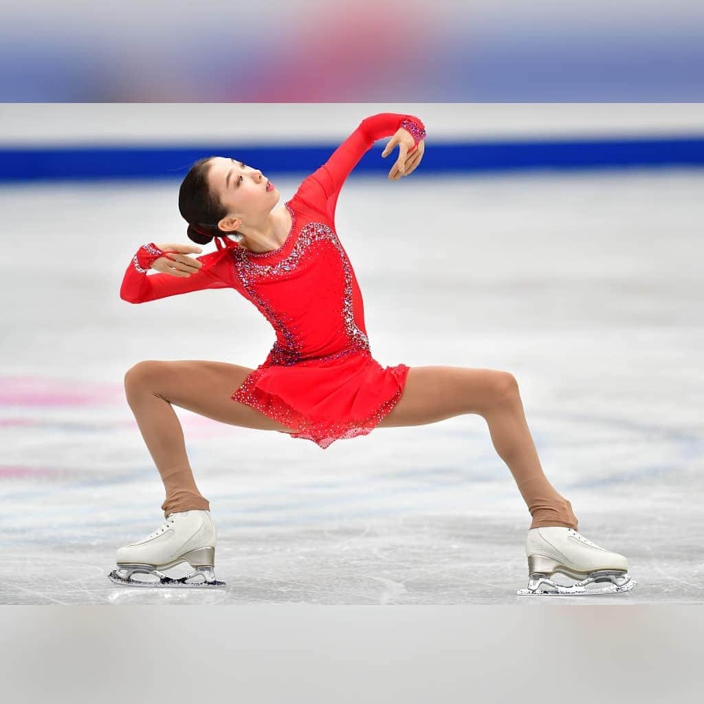 ISUグランプリシリーズさんのインスタグラム写真 - (ISUグランプリシリーズInstagram)「🔢 ISU World Figure Skating Championships Ladies Medalists: 🥇 @azagitova 🇷🇺 🥈 @elizabet_.t 🇰🇿 🥉 @jmedvedevaj 🇷🇺 #⃣ #WorldFigure #FigureSkating 📸: Atsushi Tomura」3月23日 13時01分 - isufigureskating_x