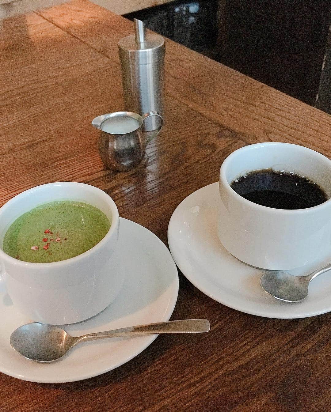 荒木麻里子さんのインスタグラム写真 - (荒木麻里子Instagram)「#食べ物に執着しない #娘が無心に食べた #クラシックバターミルクパンケーキ 🧒🏻🥞#子供は美味しいものを知っている 😏😏私はここの#フレッシュクリーム が好き過ぎて止まらない…🥰 . . . #アイビープレイス #アイビープレイス代官山 #久々の都会 #子連れの電車は大変 #代官山カフェ #子連れカフェ #子連れカフェ東京 #パンケーキ巡り #パンケーキ好き #カフェ巡り #帰省中です #春休み #teatime #pancake #caferestaurant #daikanyama #ivyplace #代官山散歩」3月23日 14時10分 - marilyn198612