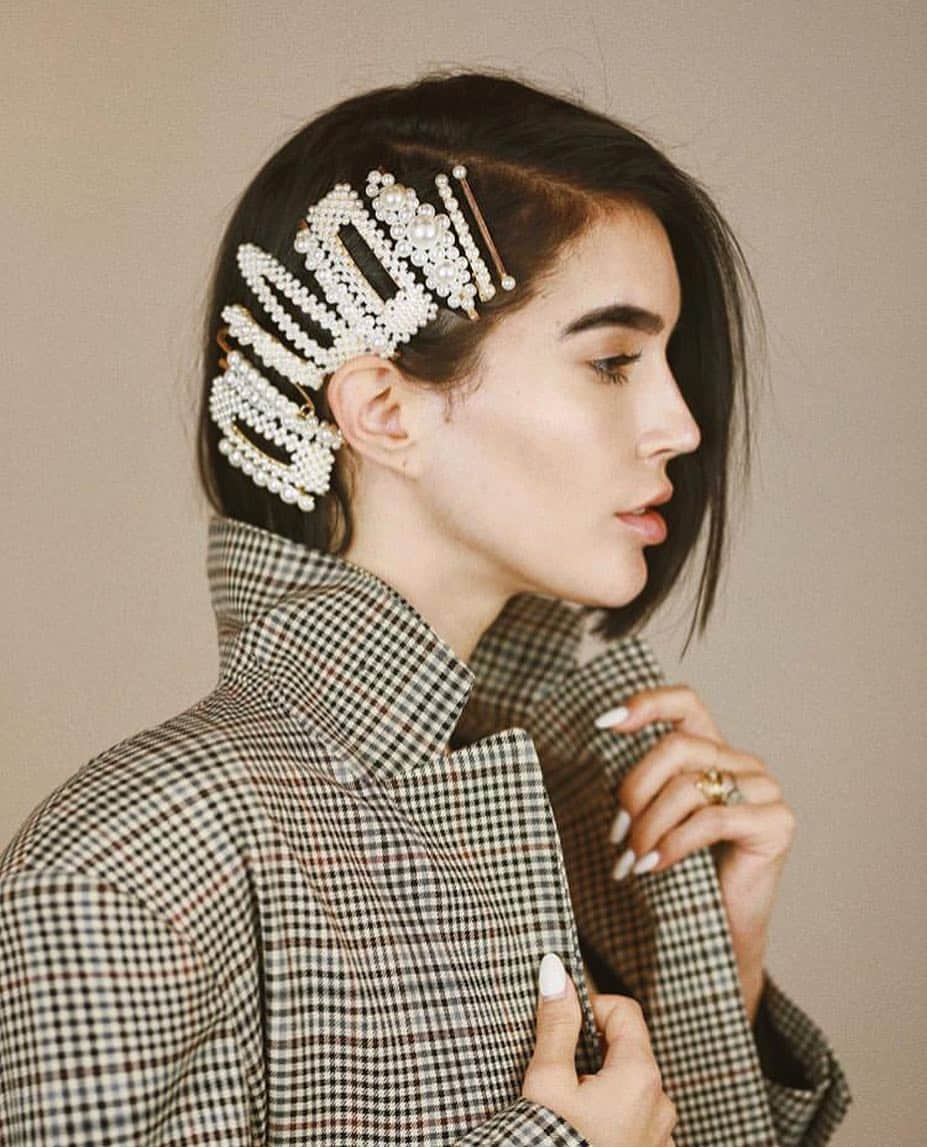 ELLE Germanyさんのインスタグラム写真 - (ELLE GermanyInstagram)「How to wear the hair trend to the limit...🙌 @brittanyxavier @justinemarjan」3月23日 14時03分 - ellegermany