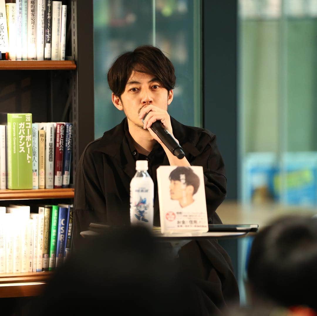 近畿大学総務部広報室のグルメインスタ