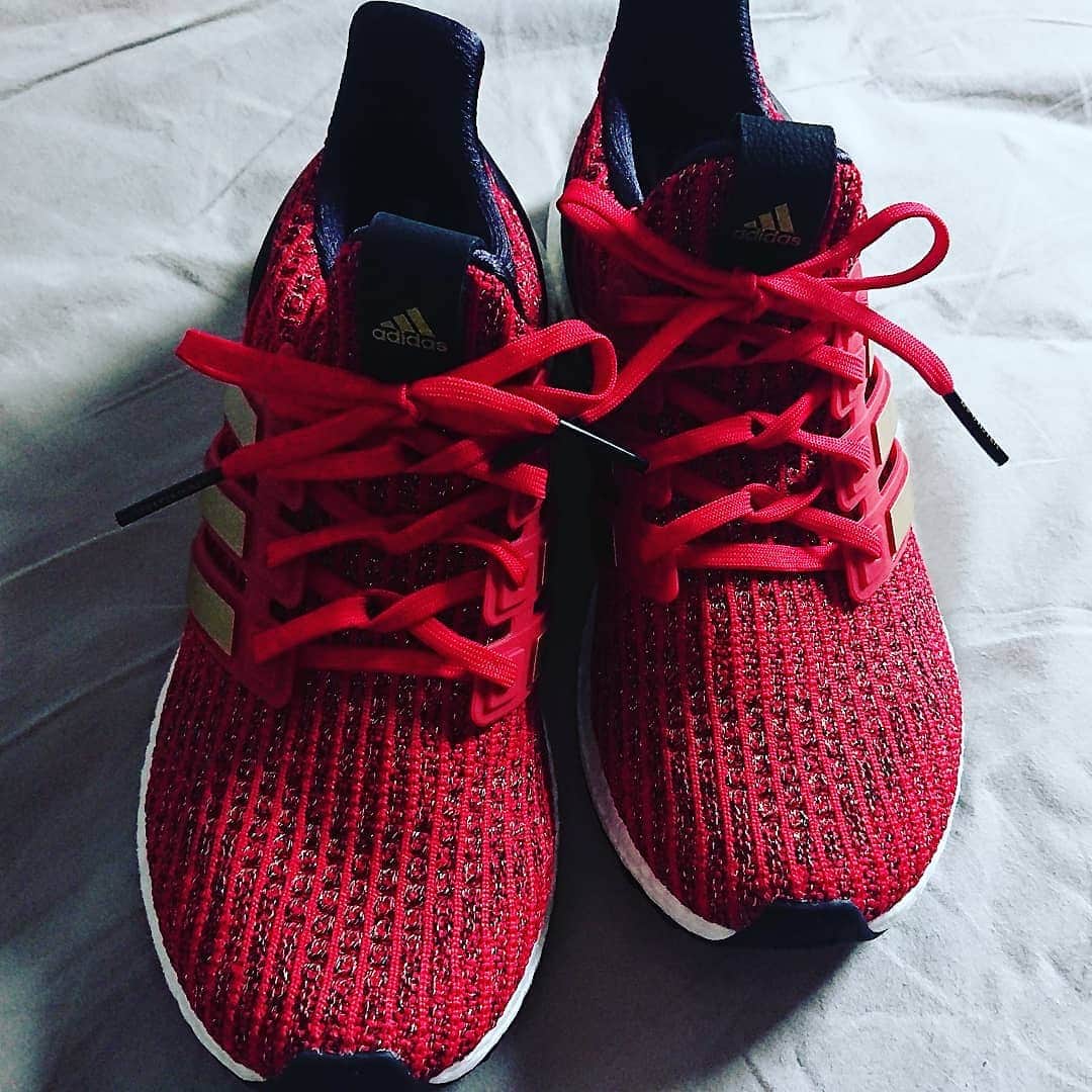 後藤ユウミさんのインスタグラム写真 - (後藤ユウミInstagram)「赤い花が咲いた日赤い靴を買った。靴紐もラニスターぽく編んでみたよ◎ #gameofthrones #hearmeroar」3月23日 14時56分 - yurumichan