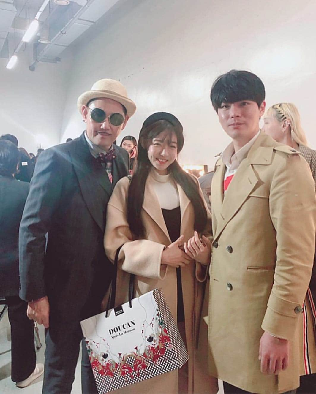 ウンソルさんのインスタグラム写真 - (ウンソルInstagram)「Seoul Fashion Week F/W 2019 🚶‍♀️ #서울패션위크」3月23日 15時11分 - taylanofficialx