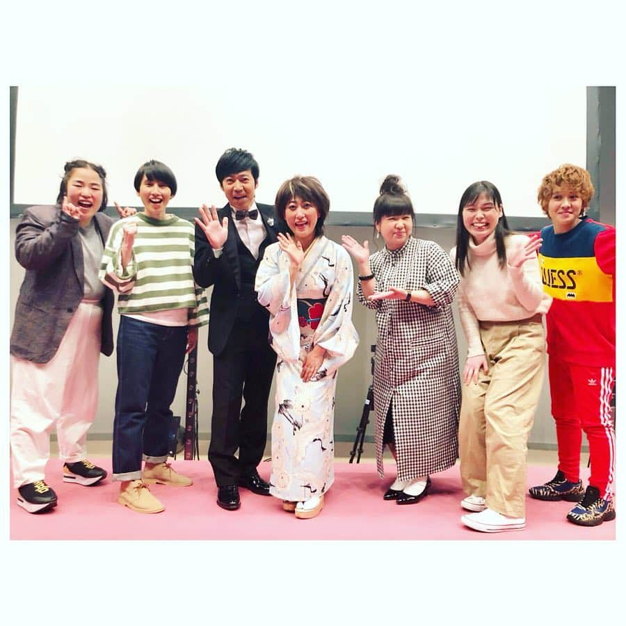 馬場園梓さんのインスタグラム写真 - (馬場園梓Instagram)「へい♪  名古屋市公会堂リニューアルオープン記念、 『水谷千重子歌謡ショー ジョイン 花咲かタイムズ10周年イベント』  おかげさまで、 とっても楽しかったです！  お越しいただきましたみなさま、 誠にありがとうございました˚✧₊ ルン♪  #yeah #happy  #CBC #花咲かタイムズ #10周年 #水谷千重子歌謡ショー #マジプリ #名古屋市公会堂 #球体 #ご機嫌 #ルン♪」3月24日 0時50分 - babazonoazusa