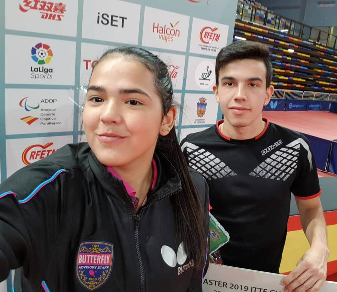 ITTF Worldさんのインスタグラム写真 - (ITTF WorldInstagram)「#Congratulation to U21 champions🏆👏👏👏 #GoldenSelfie 📸 Adriana Diaz & Horacio Cifuentes #ITTFChallenge #SpanishOpen 🇪🇦」3月24日 0時52分 - wtt