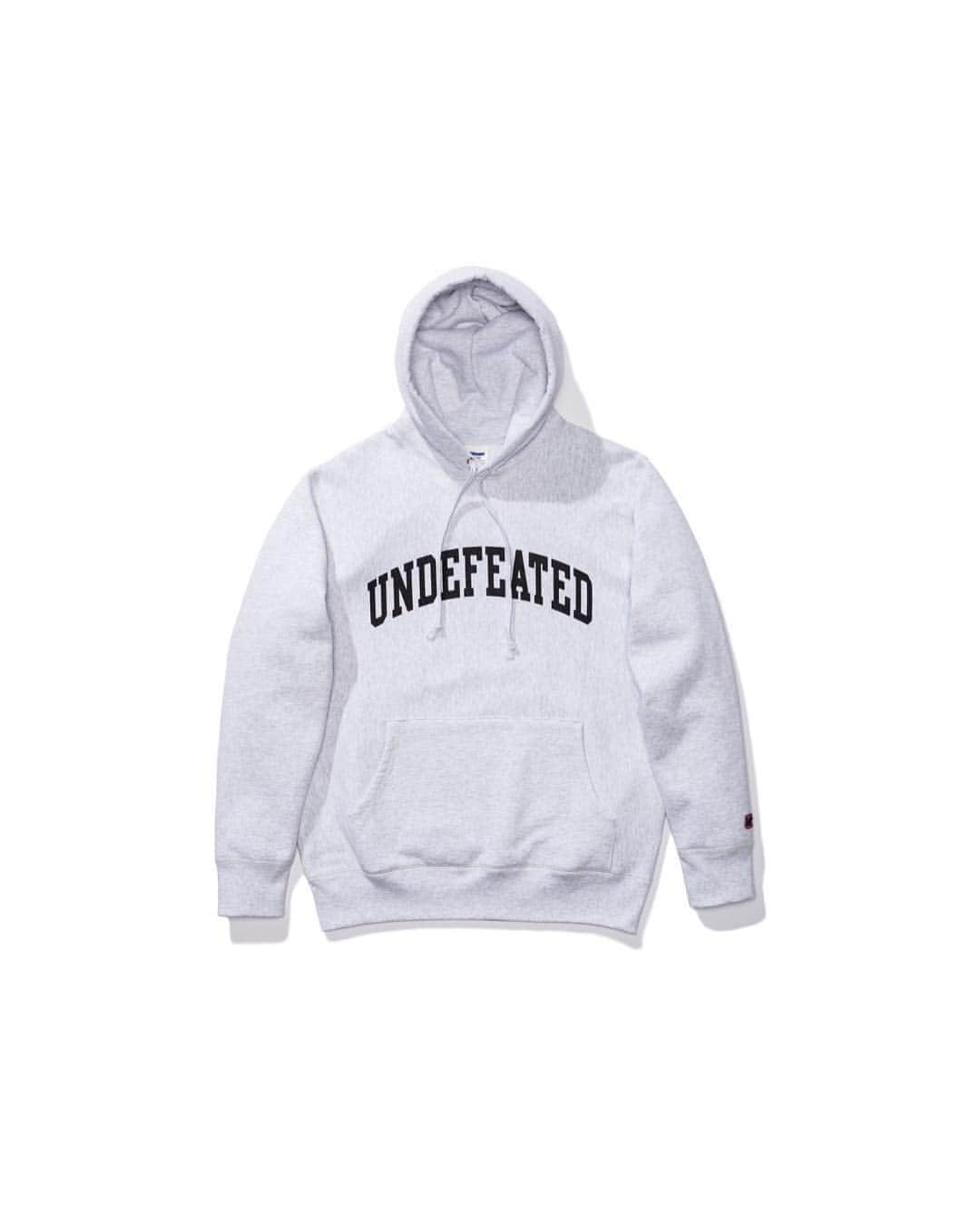 UNDFTDさんのインスタグラム写真 - (UNDFTDInstagram)「UNDEFEATED 5 Strike Strapback and Pullover Hoodie // Available now at All Undefeated Chapter Stores and Undefeated.com Photo by: @camhicks_」3月24日 1時18分 - undefeatedinc