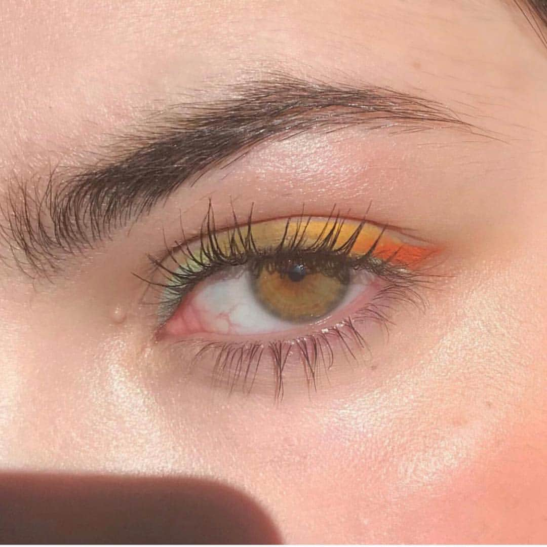 Glossierさんのインスタグラム写真 - (GlossierInstagram)「@ky_nips wears @glossierplay Colorslide in Early Girl, Stable Relationship, Nectar, and Jumbo 🌈 Lash Slick too」3月24日 1時58分 - glossier