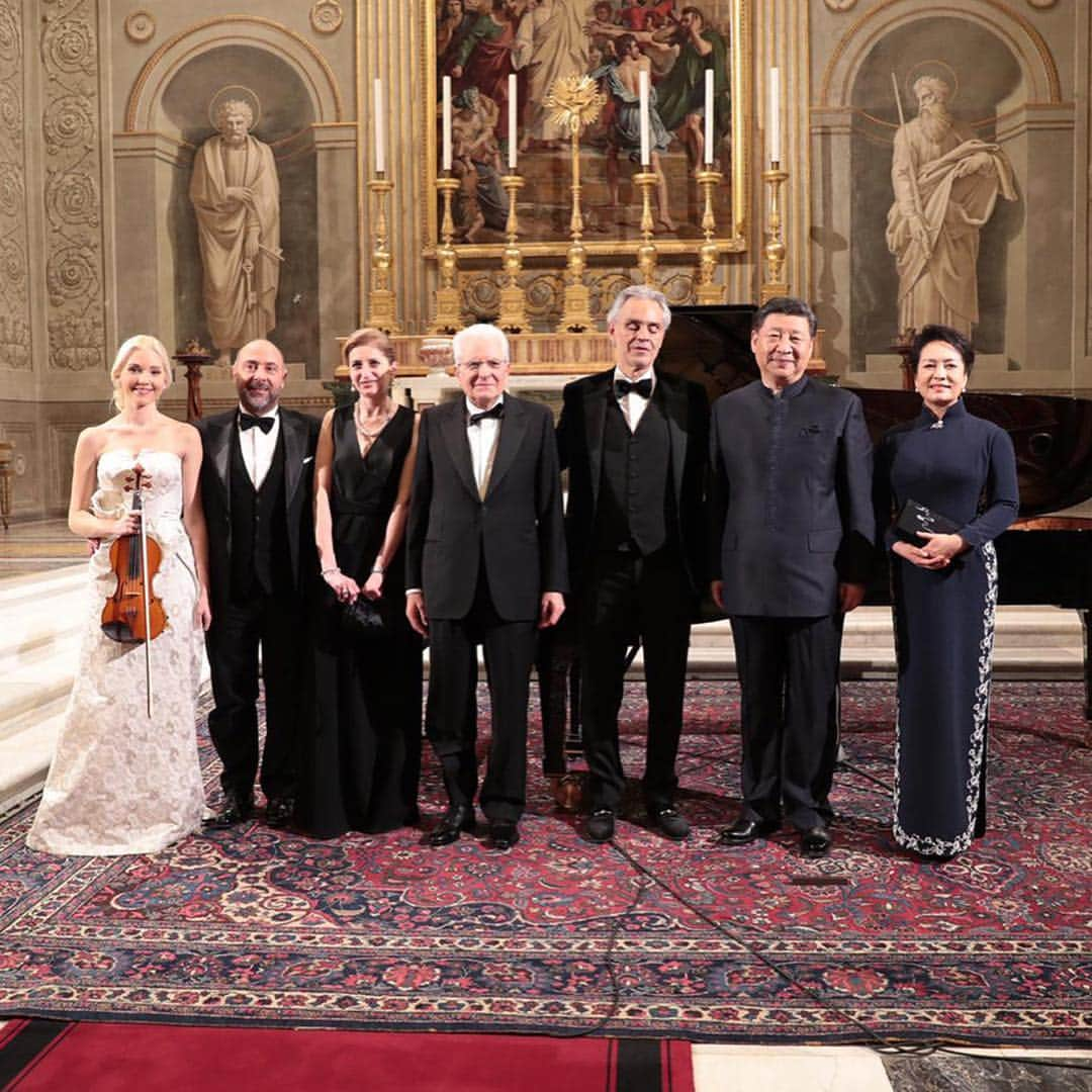 アンドレア・ボチェッリさんのインスタグラム写真 - (アンドレア・ボチェッリInstagram)「. Yesterday, Quirinale Palace in #Rome. Andrea Bocelli performing for the President of the People’s Republic of #China Xi Jinping on his institutional visit in #Italy.」3月24日 2時15分 - andreabocelliofficial