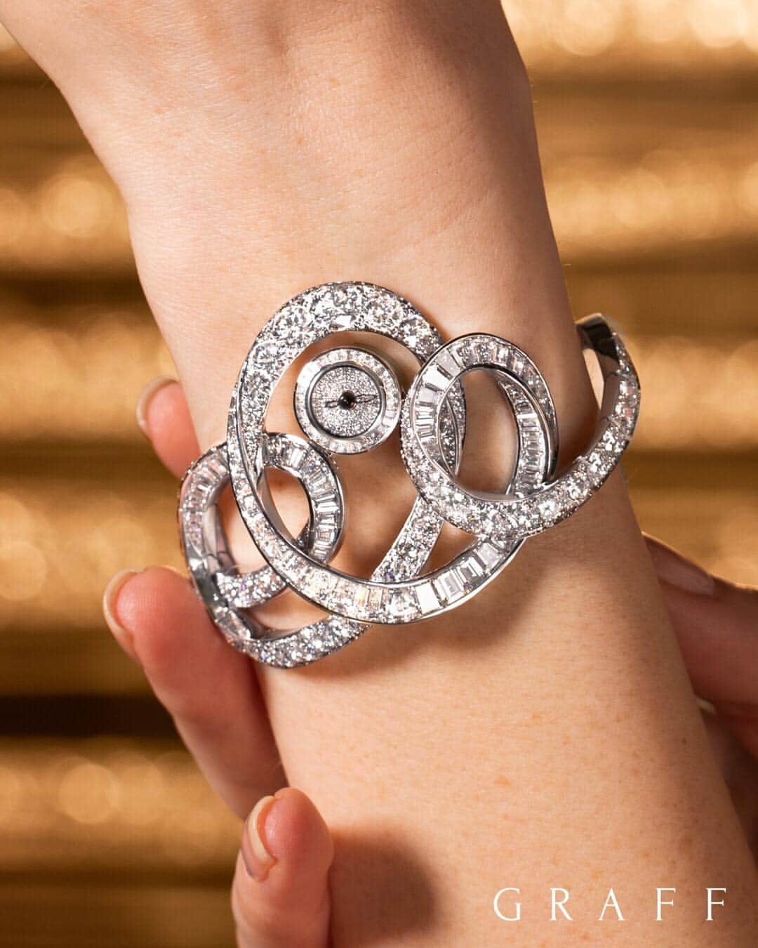 Graffさんのインスタグラム写真 - (GraffInstagram)「Dynamic diamonds. • Diamond Inspired by Twombly watch, 23cts #graffdiamonds #highjewelry #baselworld2019」3月23日 17時54分 - graff