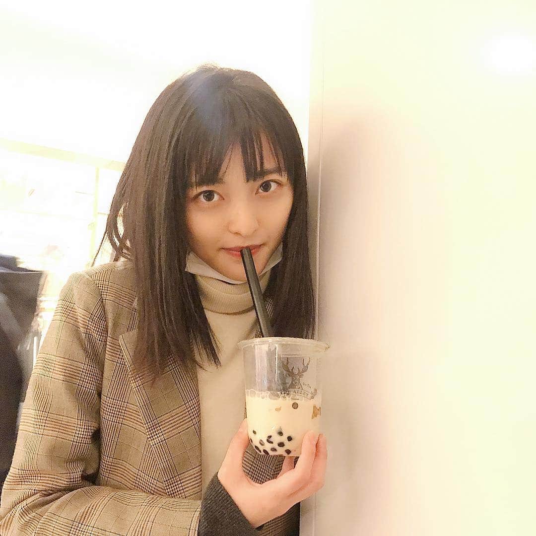 斉藤瑞季のインスタグラム：「初めてこの鹿のやつ飲んだ。 珍しく並んでみた🦌  #タピる #タピオカ #thealley  #タピオカ部 #黒糖タピオカラテ」