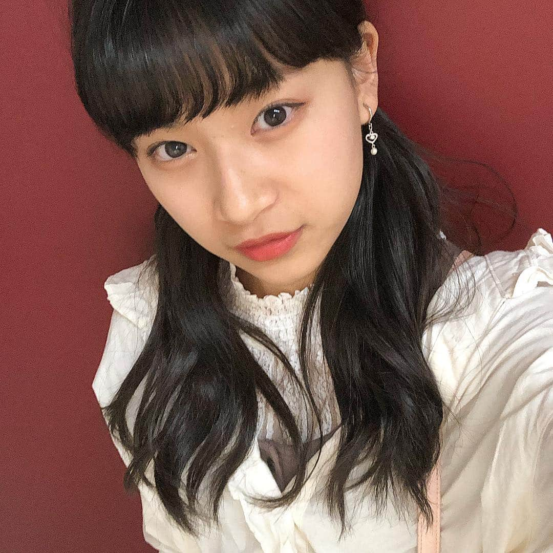 杉山緋那さんのインスタグラム写真 - (杉山緋那Instagram)「今日で学校終わった〜🍾 もう高2ってはやいなあ . . . . . #杉山緋那 #サンミュージック #sunmusic #jk #jkブランド #jk1 #セルフィー女子 #actsess #fjk #model #セルフィー #niceclaup #jeanasis #jeanasisコーデ #インスタ映え #映え #自撮り #おしゃれさんと繋がりたい #お洒落さんと繋がりたい #おしゃれ女子 #makeup #ツインテール #ツインテールアレンジ #高校生」3月23日 19時02分 - hinasugiyama_official