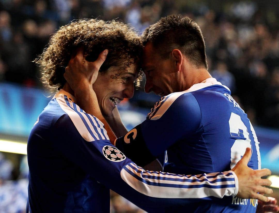 チェルシーFCさんのインスタグラム写真 - (チェルシーFCInstagram)「Chelsea 4-1 Napoli, 2012. One of the all-time great European comebacks. @davidluiz_4 has talked us through it - link in profile! 👌 #CFC #Chelsea #ChampionsLeague」3月23日 19時08分 - chelseafc