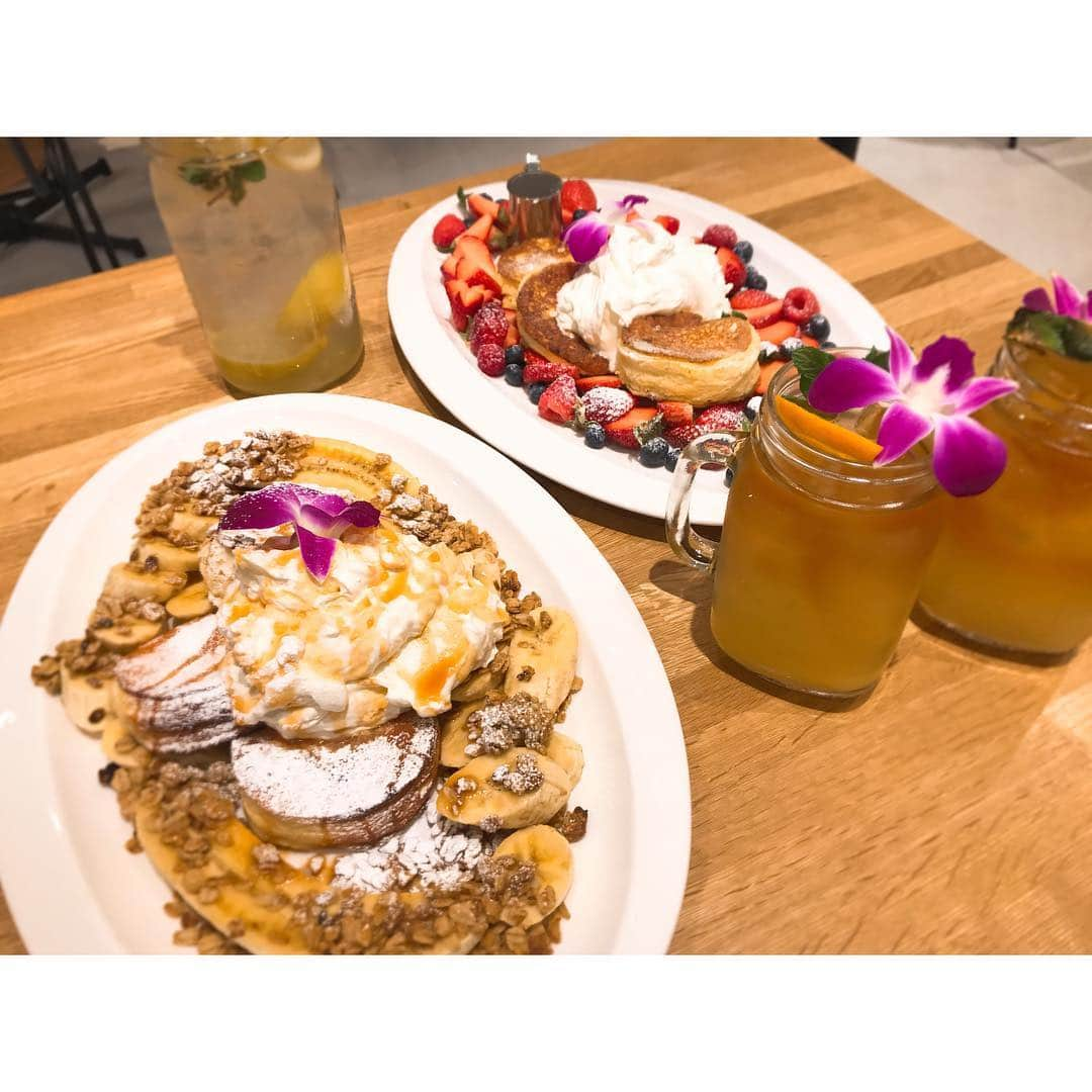 加藤里奈（カトリーナ）さんのインスタグラム写真 - (加藤里奈（カトリーナ）Instagram)「🥙🥙🥙 『SunnyDays』 日本初出店のお店🇯🇵 . ボリューム満点のサンドウィッチと 果物たくさんのパンケーキが人気🥞🍓🍌 . 📍松坂屋南館2階 KiKiYOKOCHO 🚃矢場町駅直通 🗓10:00-20:00 . #サンドウィッチ #sandwich #パンケーキ #pancake #sunnydays #果物 #甘いもの大好き #デザート #スウィーツ #スイーツ #スイーツ巡り #名古屋カフェ #名古屋グルメ #松坂屋名古屋店 #松坂屋 #日本初出店 #名古屋 #kikiyococho #キキヨコチョ #名古屋カフェ巡り」3月23日 19時04分 - rinakatoktriiina