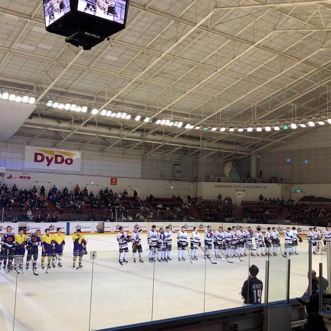 中家佐奈さんのインスタグラム写真 - (中家佐奈Instagram)「初アイスホッケー観戦🏒素敵な解説者ふみかちゃんと。二子玉メンバー頑張ってたー！ . . . #アイスホッケーヒーローズ #icehockey #PIW と違った雰囲気 #ダイドードリンコアイスアリーナ #初観戦 #楽しかった #けどパック見失う #古川駿 #齊藤大知 #どっち応援するか悩む #二子玉川ライズスケートガーデン #凄い子達が働いてると実感 #ユニフォームマジック #みんなにも会えた #また行こう」3月23日 19時15分 - 37nky