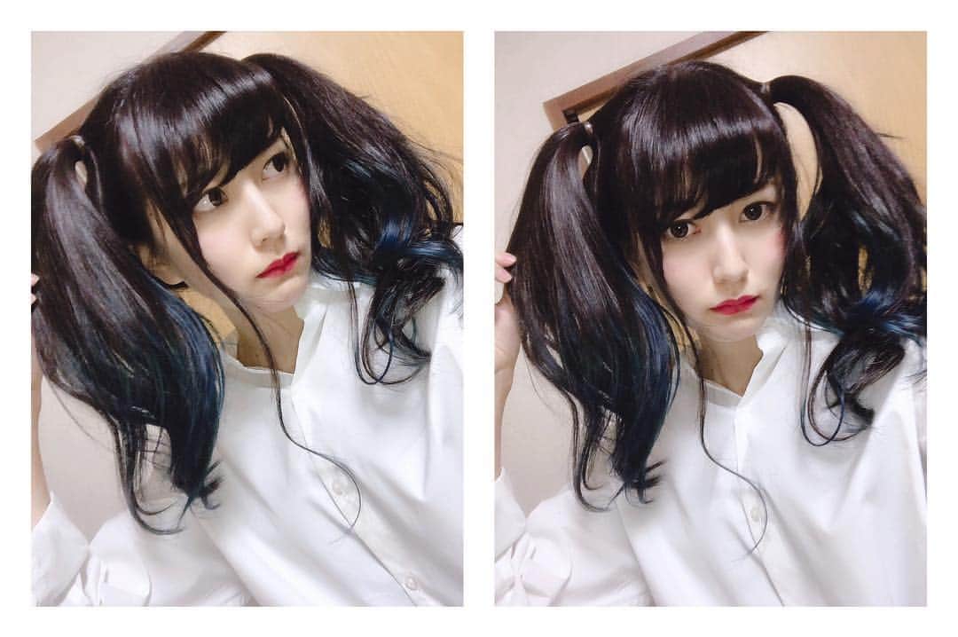 瀬谷ひかるのインスタグラム：「インナーカラー楽しくて遊びまくってしまった日の写真 ツインテールだよ #ツインテール #ツインテール女子 #巻き髪 #インナーカラー #ヘアアレンジ #hair #selfie #自撮り女子 #撮影会モデル」