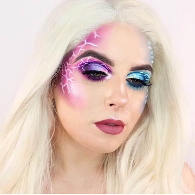 Makeup Addiction Cosmeticsさんのインスタグラム写真 - (Makeup Addiction CosmeticsInstagram)「⁣ ☁️⚡️ STORM ⚡️☁️ by @georgiarosex⁣ Inspired by @gabxxrielle eye art! ⁣ @makeupaddictioncosmetics Holy Glow Vol 2 (Pink Flamingo), Mermaid Beam Light Reflecting Loose Powder⁣ #makeupaddictioncosmetics #makeupaddiction #melformakeup #makeupartistsworldwide #vegas_nay #hypnaughtymakeup #wakeupandmakeup ⁣」3月23日 19時50分 - makeupaddictioncosmetics