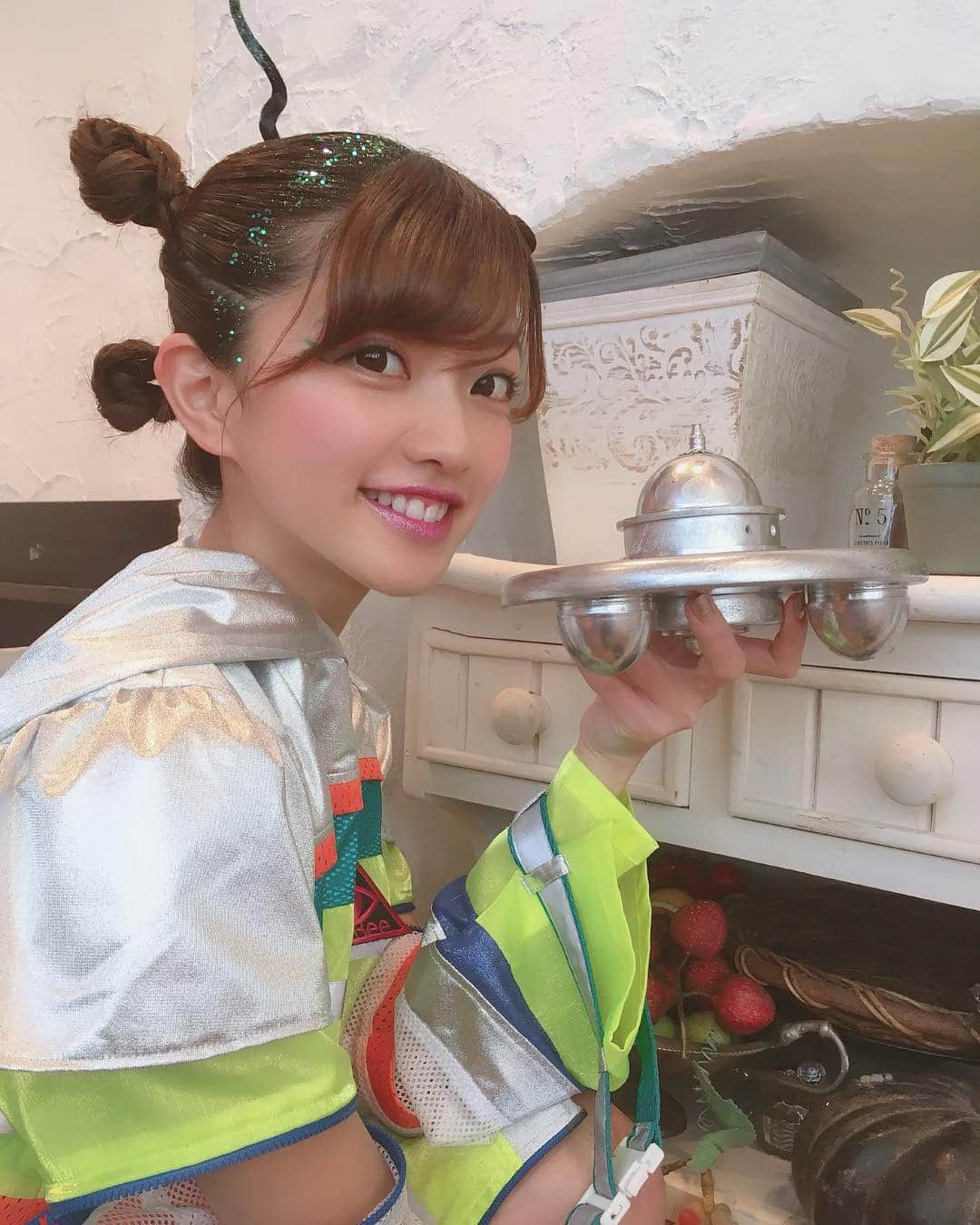 中山星香さんのインスタグラム写真 - (中山星香Instagram)「ラブカルみるみるティショん🚀🛸👽🧤✨💘」3月23日 19時52分 - seika0705n