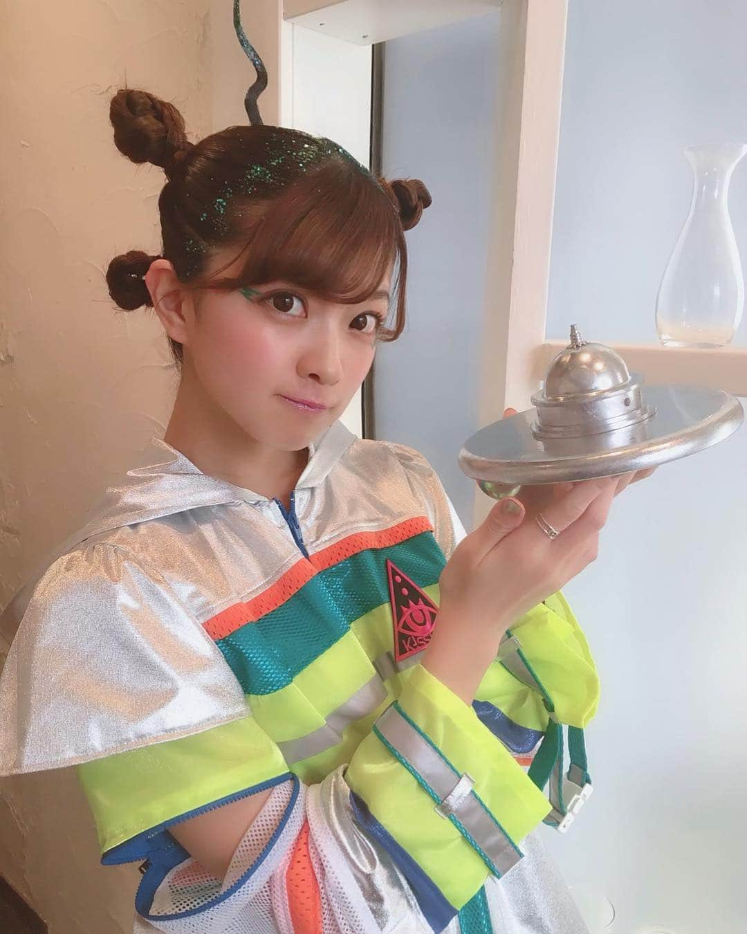 中山星香さんのインスタグラム写真 - (中山星香Instagram)「ラブカルみるみるティショん🚀🛸👽🧤✨💘」3月23日 19時52分 - seika0705n