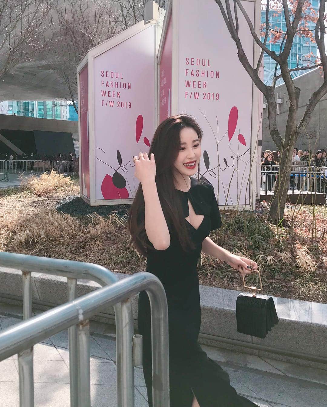 チョン・ヒョソンさんのインスタグラム写真 - (チョン・ヒョソンInstagram)「#SeoulFashionWeek #missgee #sfw ❤️ 감사합니다」3月23日 20時27分 - superstar_jhs