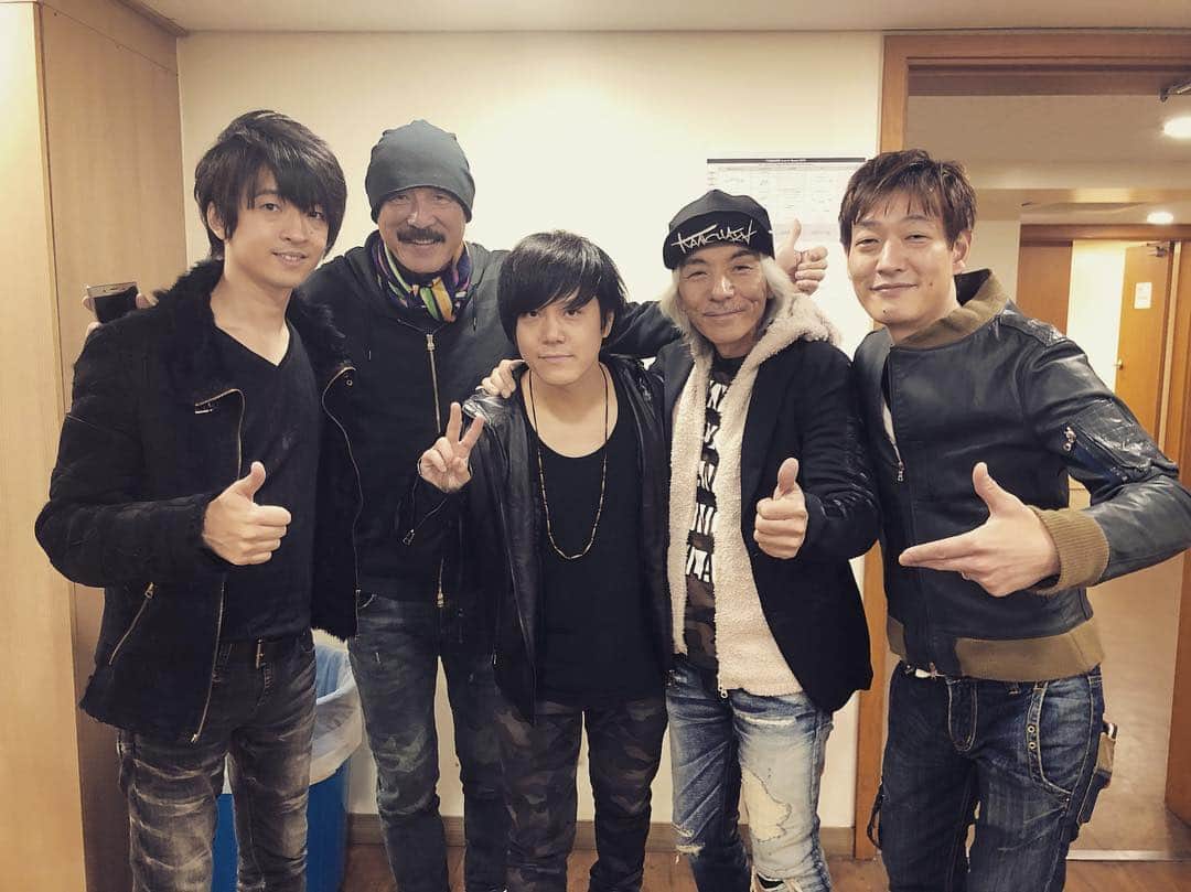 のインスタグラム：「T-SQUARE 韓国公演最高でした！盛り上がりが凄かった！ ありがとうございました！ #tsquare #korea #yamahadrums #zildjiancymbals #zildjiansticks  セットリストです。 1.Dans Sa Chambre 2.Control MC 3.Sunnyside Cruise 4.Breeze and you 5.Sabana Hotel 6.Twilight In Upper West MC 7.Mystic Island 8.Time Spiral 9.Trap It feat. Bass Solo MC 10.City Coaster 11.The bird of wonder  12.Through The Thunderhead Enc Rondo Truth」