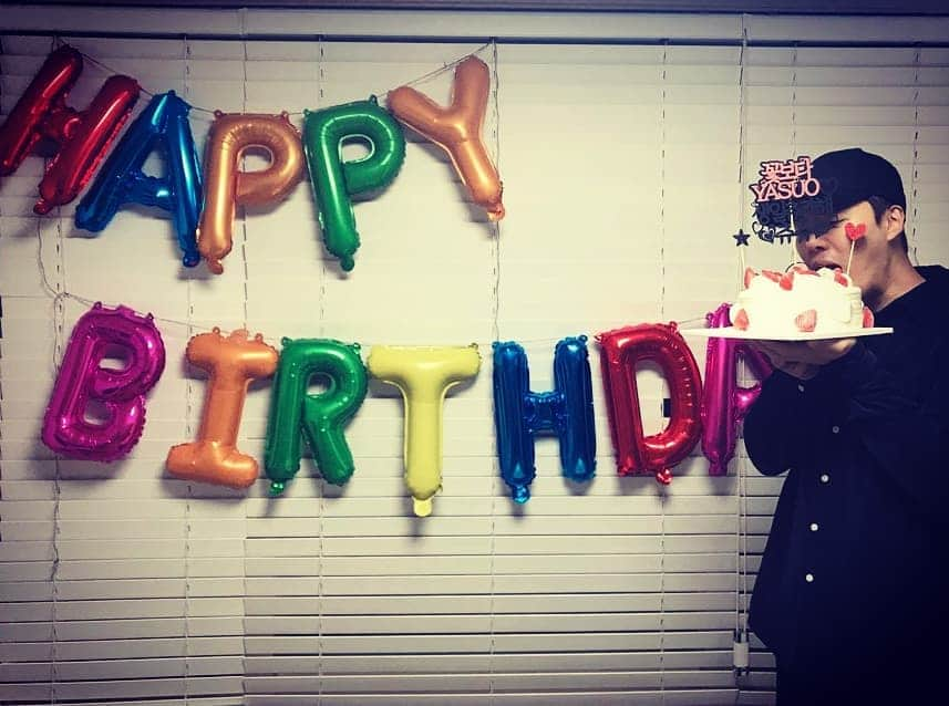 カンナム さんのインスタグラム写真 - (カンナム Instagram)「내 셍일이에요~~~ 빨리 축하 헤주세요~~~~ 감사함이당^^」3月23日 21時03分 - kangkangnam