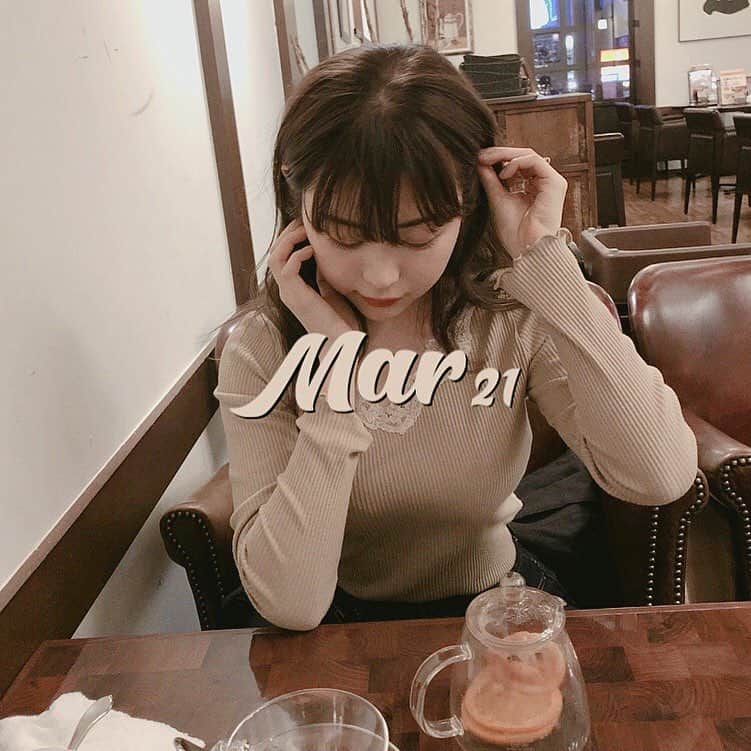 のインスタグラム：「地元帰るとお母さんがインスタ載せなよって写真撮ってくれるのが癒し🍨笑⠀ ⠀ わたしよりも女子力高い🥞笑⠀ ⠀ は〜〜こういうまったりした時間がいちばんすきです。  #todaymood #marchmood #今日の記録 #snow」