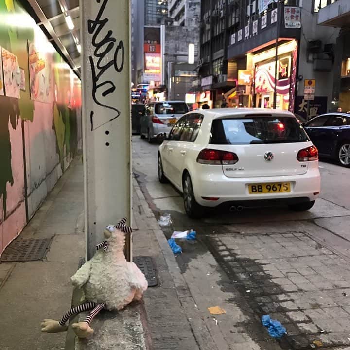 奥菜恵のインスタグラム：「#me_ok_thechicken #hongkongstreet #hipstershot#고독한길거리닭 #me_ok」