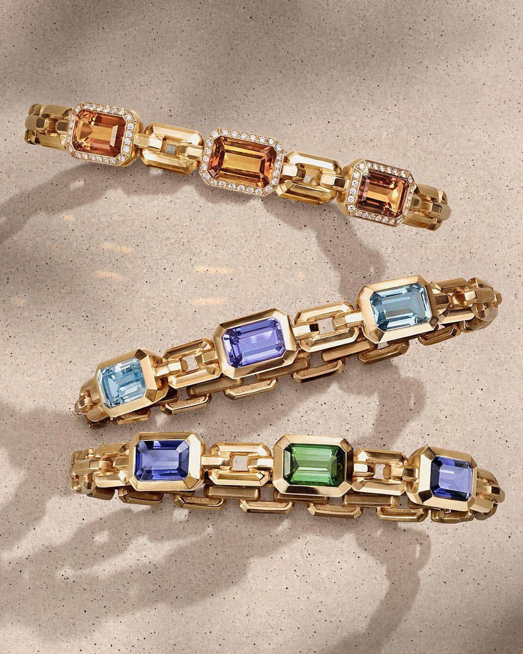 デビッドヤーマンのインスタグラム：「Contemporary classics. • New Novella bracelets put a modern spin on the rich palette of Italian Renaissance paintings with step-cut Madeira citrines, blue topaz, tanzanites, iolites and green tourmalines. Bezel settings and faceted gold chains echo the clean lines of the gemstones. Explore the collection via our bio link. • #DavidYurman」