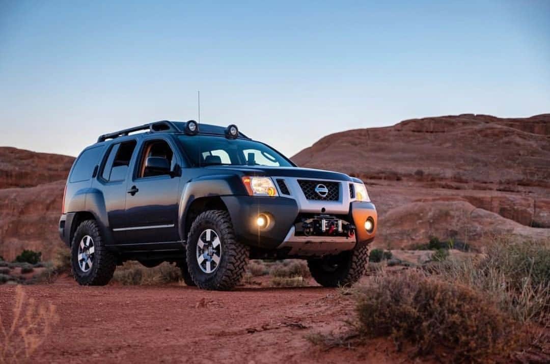 のインスタグラム：「Mountain Climber. ⛰️ #NissanXTerra #Nissan #XTerra 📷&🚗: @fromseastotrees」